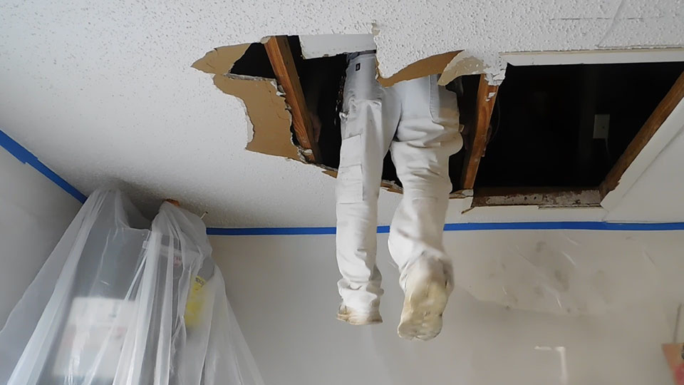 Seamless Solutions: Drywall Repair Experts at Wallis Repair